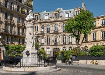 Bureau louer PARIS 75009 Hotel de la Paiva place saint georges 1