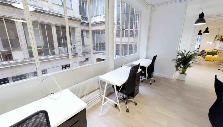 Myflexoffice Location de bureaux Paris 10 La Fabrique des Petites Ecuries Open space 2